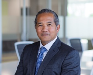 headshot of Gary Galarpe